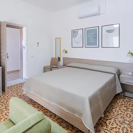 Al Numero 1 3* Nova Siri Marina