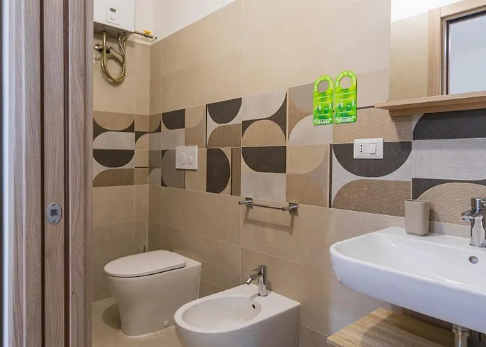 Al Numero 1 Гостевой дом Нова-Сири-Марина